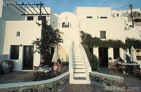 Astra Hotel Apartments 5